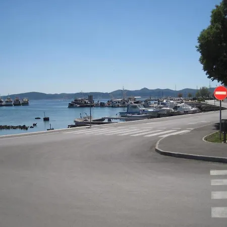 Apartman Amalia - Two Bedroom With Terrace