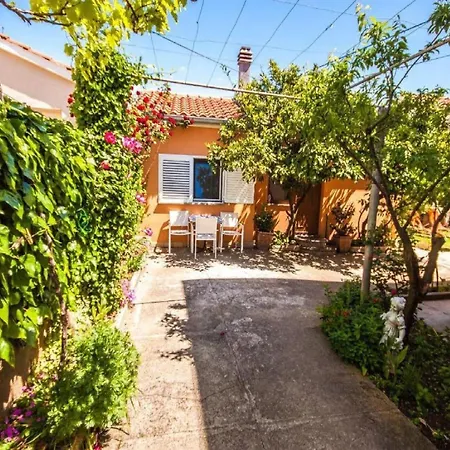 Amalia - Two Bedroom With Terrace Apartment
