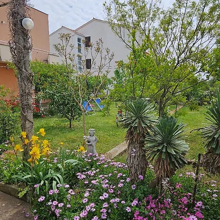 Amalia - Two Bedroom With Terrace Zadar