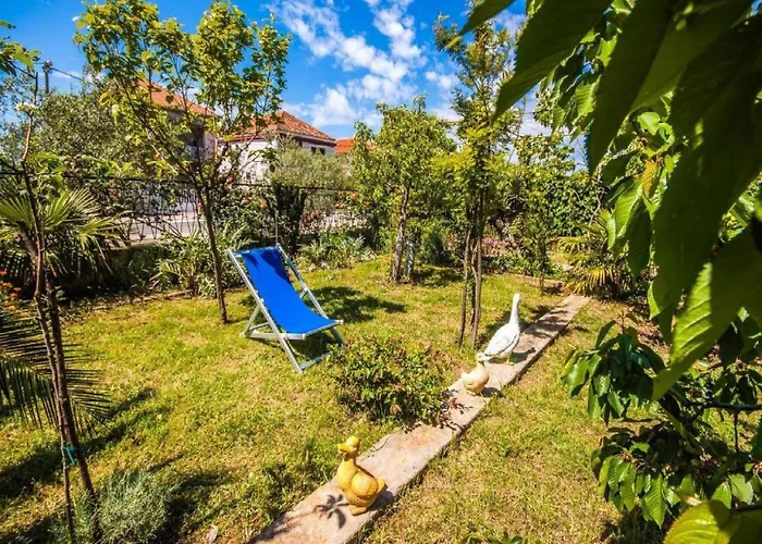 Amalia - Two Bedroom With Terrace דירה זאדאר